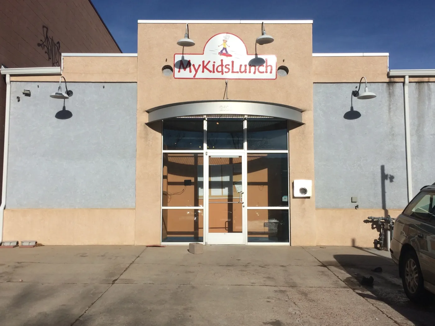 Front entrance of the My Kids Lunch kitchen in Arvada